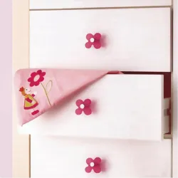 Compra POMO MUEBLE INFANTIL ABS MAGENTA 39X41X26MM REI 7-E121.06 al mejor precio