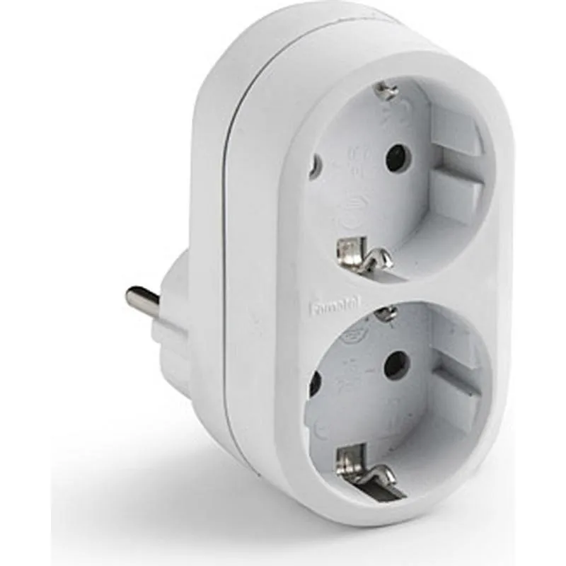 Compra ADAPTADOR FRONTAL 2 TOMAS BLANCO 16A 250V FAMATEL 1332 al mejor precio