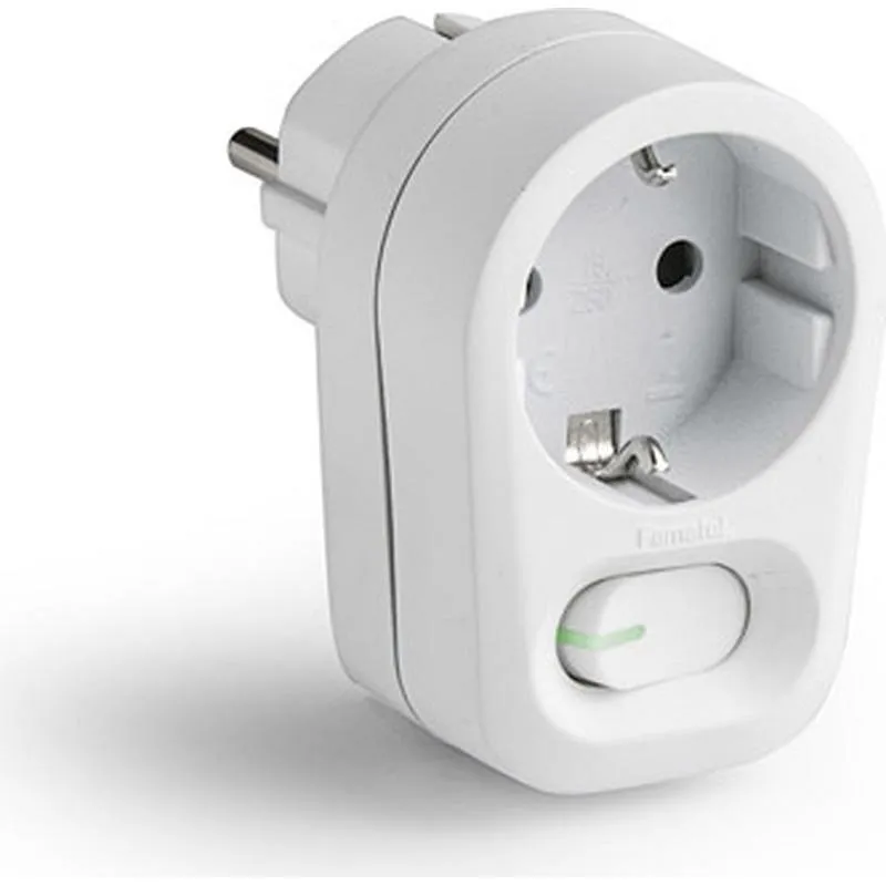Compra ADAPTADOR FRONTAL 1 TOMA C0N INTERRUPTOR BLANCO 16A 250V FAMATEL 1341 al mejor precio