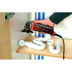 Compra MULTIHERRAMIENTA OSCILANTE CON CABLE MT300K 300 W + 11 ACCESORIOS BLACK & DECKER MT300KA al mejor precio