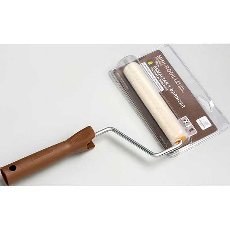 Compra MINI RODILLO VELOUR + VARILLA ESMALTAR/ BARNIZAR 11 CM UNIVERSAL 8219 al mejor precio