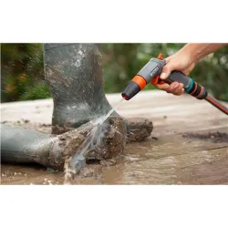 Compra PISTOLA RIEGO METAL BOQUILLA JET 'PREMIUM' MULTICHORRO GRADUABLE GARDENA 1830520 al mejor precio