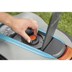 Compra ROBOT CORTACESPED BATERIA SILENO CITY 250 M2 GARDENA 1500134 al mejor precio