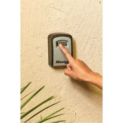 Compra CAJA SEGURIDAD PARA LLAVES COMBINACION 4 DIGITOS MASTER 5401EURD al mejor precio