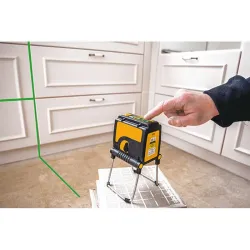Compra NIVEL LASER VERDE DE TRES LINEAS CON TRIPODE DE 3,2 M PROLASER® VECTOR IRONSIDE 102125 al mejor precio