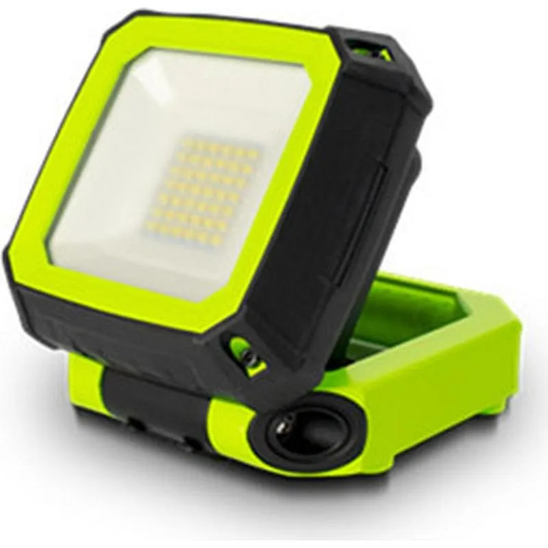 Compra MINI LUZ TRABAJO 9W RECARGABLE USB CON IMAN Y GANC IP54 750 LM 6500K LUCECO LWR7G65-01 al mejor precio