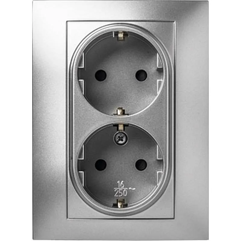 Compra DOBLE TOMA CORRIENTE 16A-250V ALUMINIO FAMATEL 9225 al mejor precio