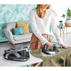 Compra CENTRO PLANCHADO VAPORELLA 5,9 BARES 2400 W EASY STEAM ROWENTA VR7361FO al mejor precio