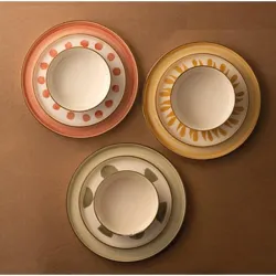 Compra SET 3 PLATOS 1 SERVICIO CERAMICA DECORADA OCRE 9448100 al mejor precio