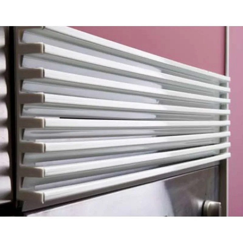 Compra REJILLA VENTILACION HORNO BLANCA M.60 FILINOX 82181629 al mejor precio