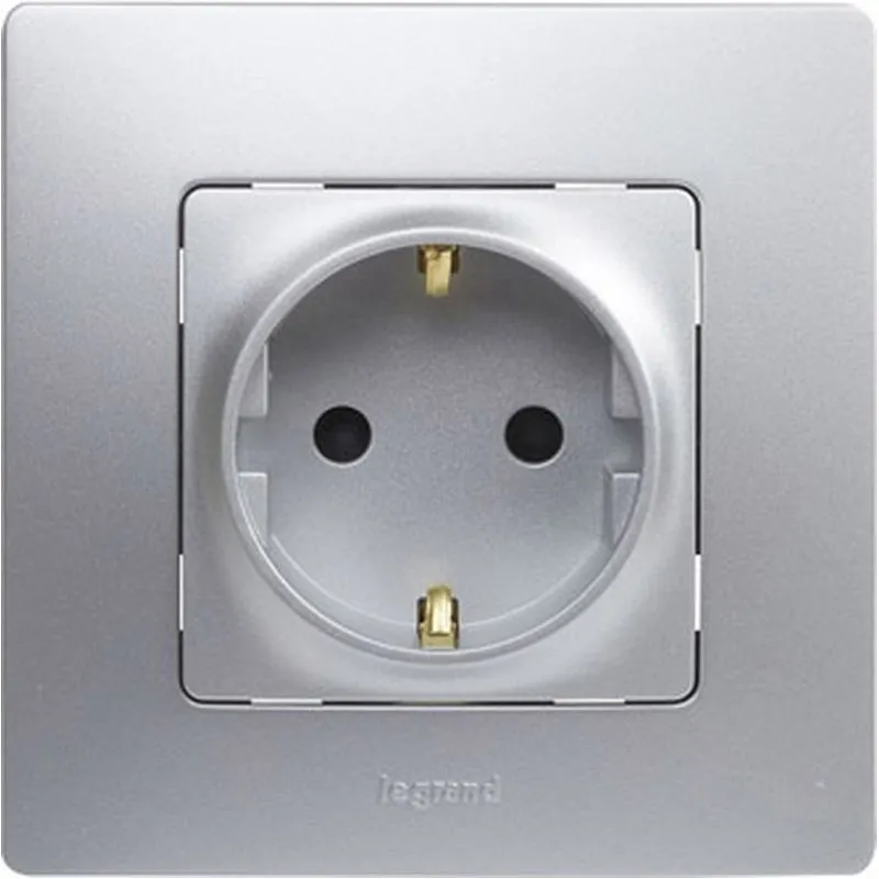 Compra BASE ENCHUFE 2P+T EMPOTRAR PLATA SERIE NILOE LEGRAND 396482 al mejor precio