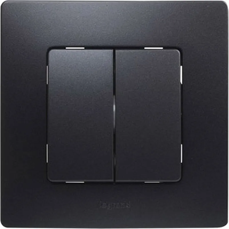 Compra CONMUTADOR DOBLE NEGRO SERIE NILOE LEGRAND 396490 al mejor precio