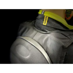 Compra MOCHILA COMPACTA 20 L IRONSIDE 103702 al mejor precio