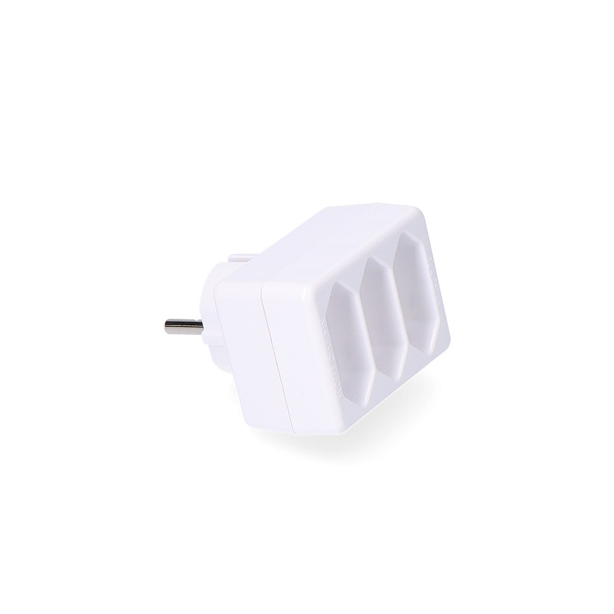 Adaptador triple 2p 16a 250v color blanco max. 3680w solera 5113